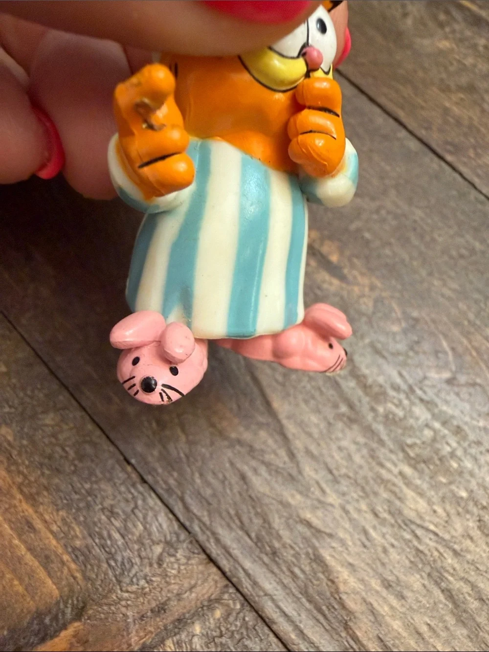 Gorgeous collectible vintage ornament Garfield with PJ, Night-Watchcat Enesco